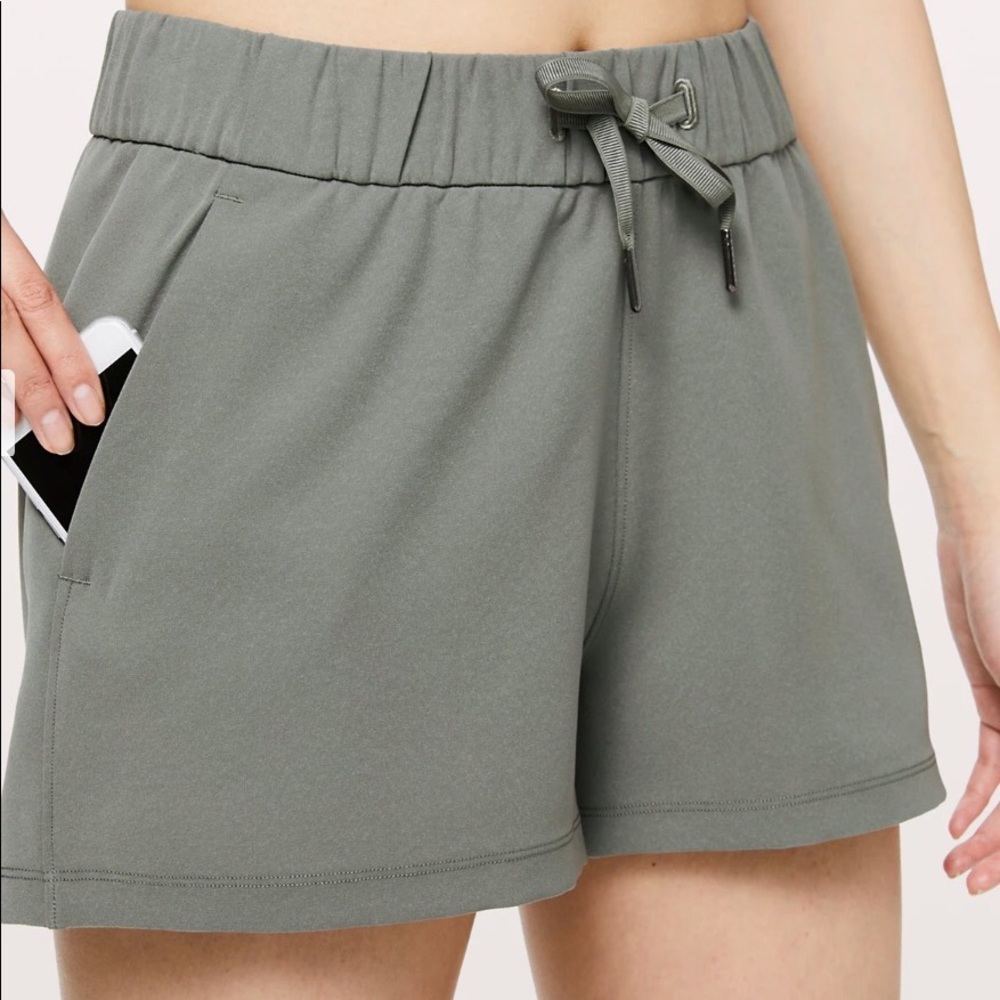 Lululemon On The Fly Short Woven 2.5” | sage green